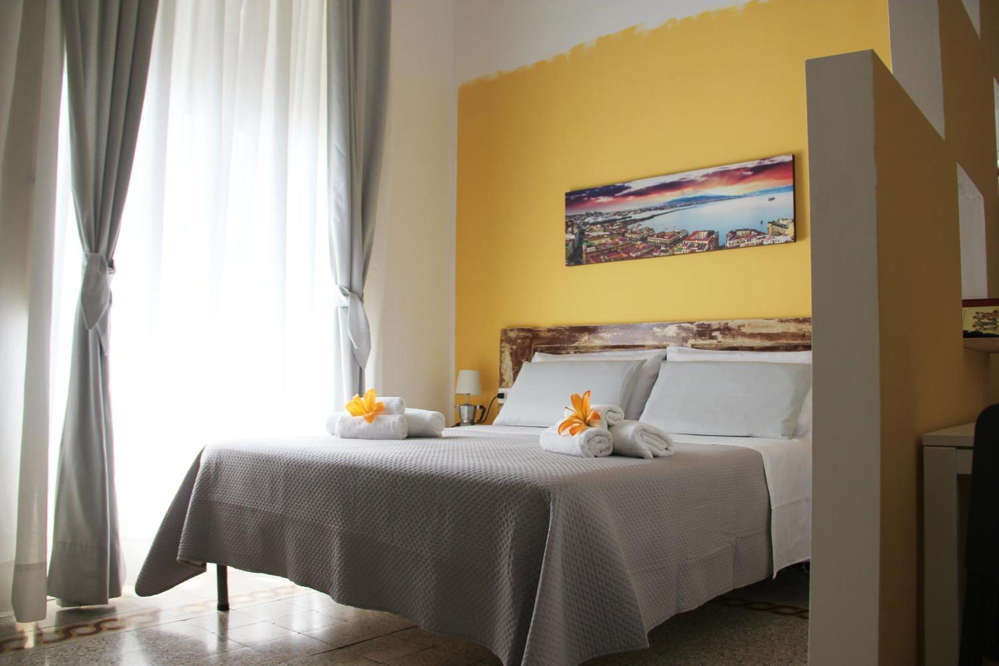 Le Guarattelle House Teresina Room Napoli Ngoại thất bức ảnh